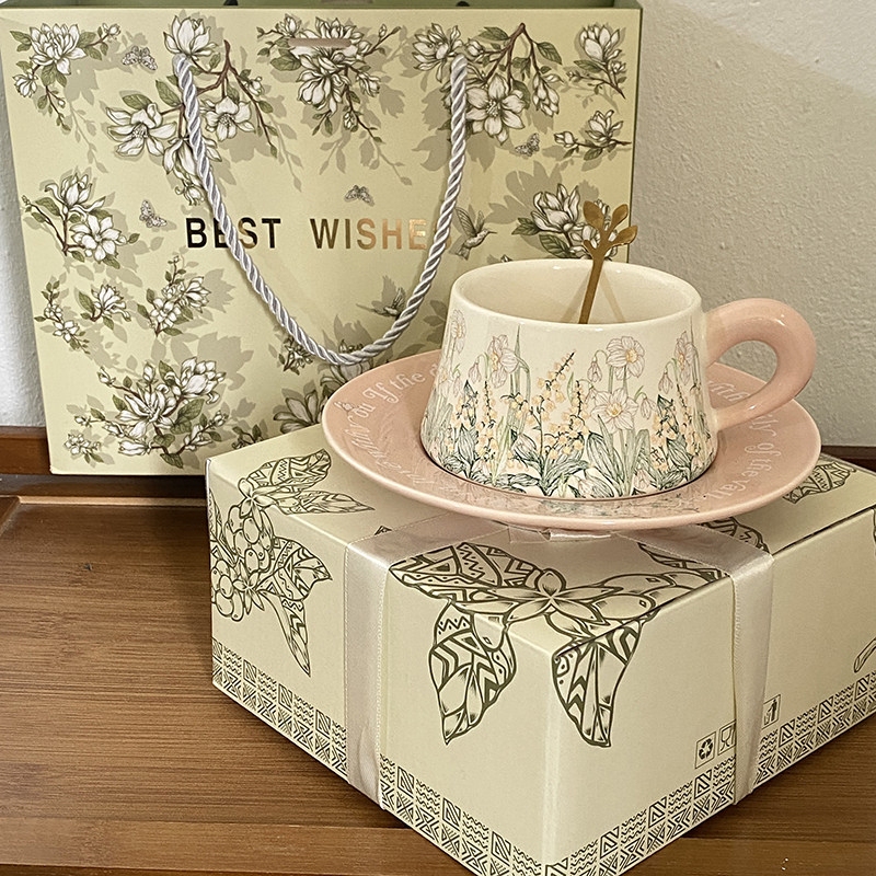 Pink Lily of the Valley Mug Coffee Cup and Saucer Set Gift Box Ceramic Cup for Girls Holiday Souvenir Birthday Gift Pink Lily of the Valley Mug Coffee Cup and Saucer Set Gift Box Ceramic Cup for Girls Holiday Souvenir Birthday Gift
