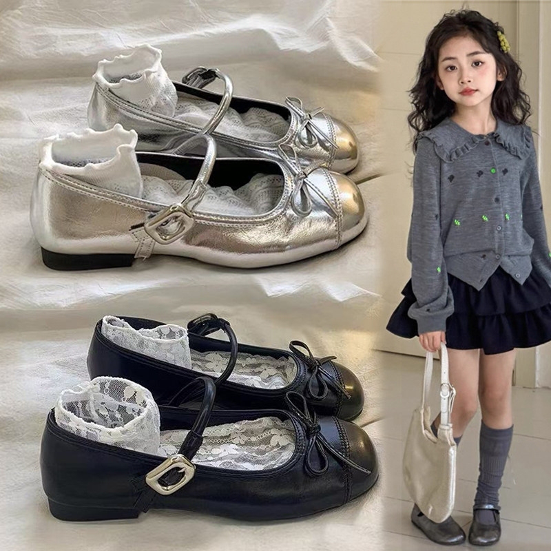 Girls' Leather Shoes 2026 New Model Mary Jane Princess Shoes Silver Shallow Mouth Single Shoes Children's Leather Shoes for Older Kids Girls' Leather Shoes 2026 New Model Mary Jane Princess Shoes Silver Shallow Mouth Single Shoes Children's Leather Shoes for Older Kids