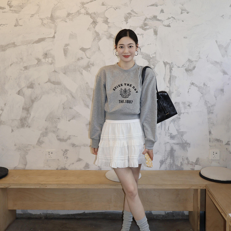 Mzjx Gray Sweatshirt for Women 2026 New Thin Style Hoodless Round Neck Letter Print Loose American Retro Autumn Mzjx Gray Sweatshirt for Women 2026 New Thin Style Hoodless Round Neck Letter Print Loose American Retro Autumn