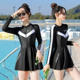 Купальник, модный консилер для школьников, новая коллекция, облегающий крой, защита от солнца, по фигуре