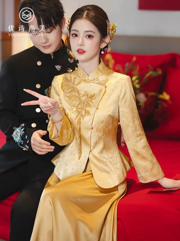 Plus-Size New Chinese-Style Engagement Dress with Long Sleeves, Gold-Colored Bridal Toast Dress, Autumn Stand-Collar Design, Slimming and Elegant for Women