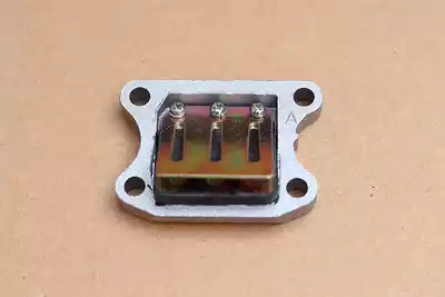 Suitable for Chunlan squirrel CL50QT DIO50 suction seat intake seat intake valve reed valve