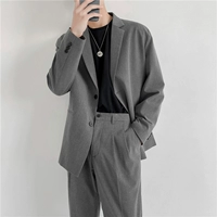 Серый (куртка)