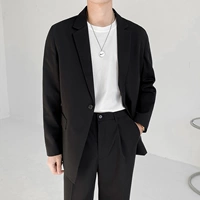 Черная куртка