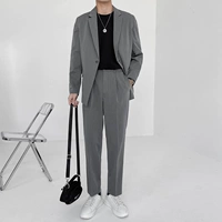 Куртка, штаны, черная футболка