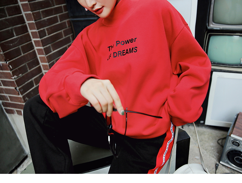 Sweatshirt femme OTHERMIX - Ref 3216469 Image 51