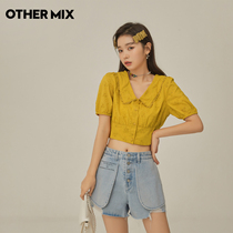 OtherMix doll collar hollow chiffon shirt 2021 winter new French style short slim women's coat