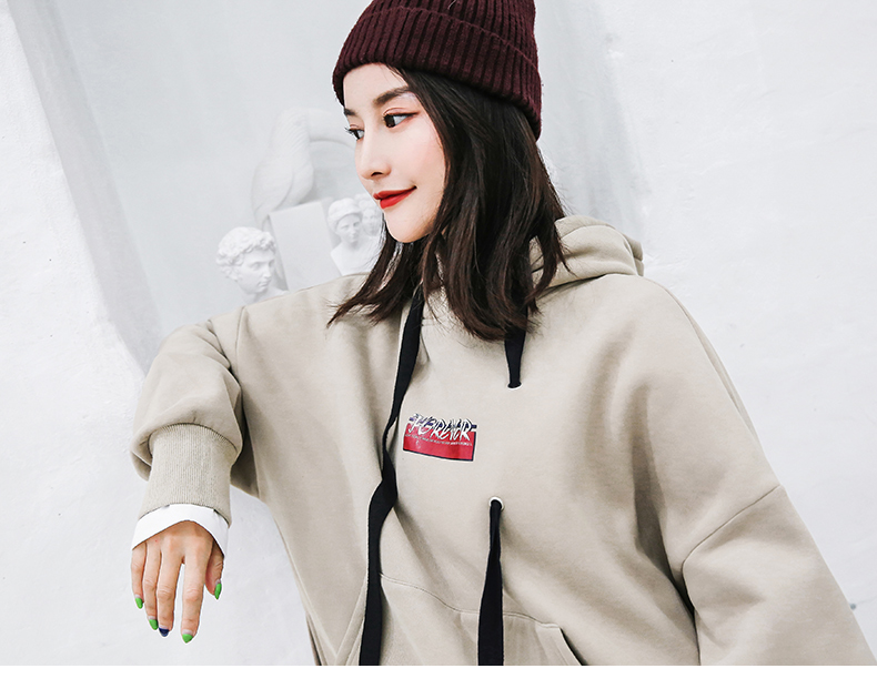 Sweatshirt femme OTHERMIX - Ref 3217356 Image 32