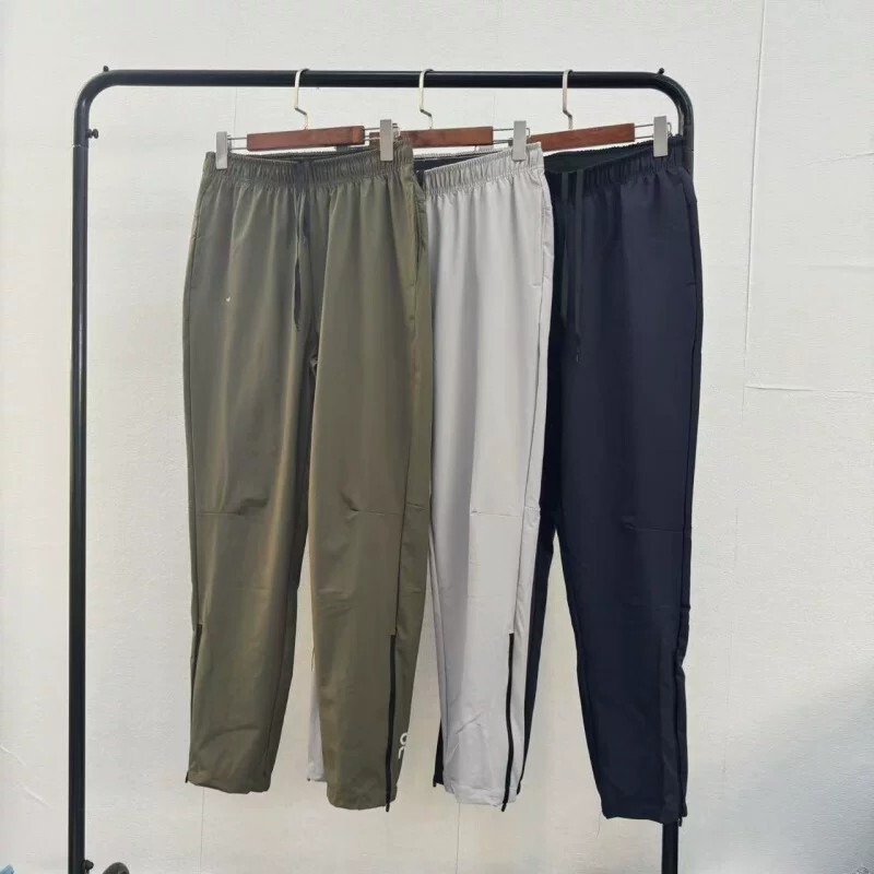 Clearance Men's Outdoor Sports Pants Quick-Drying, Stretchy, Comfortable, Breathable and Sweat-Wicking Reflective Logo A0609