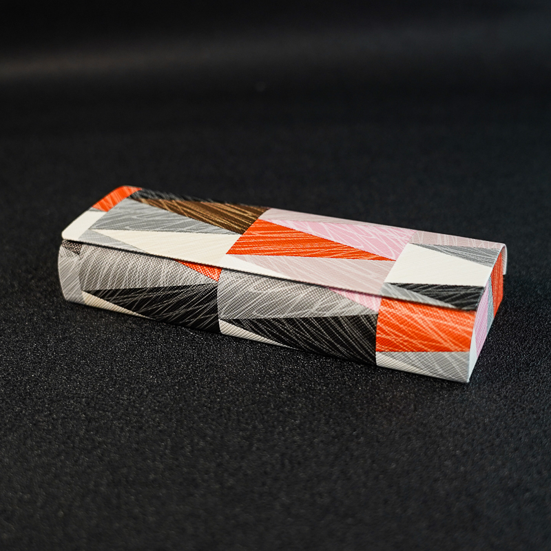 Simple and Fashionable Glasses Case with Triangular Splicing Pattern for Students, High-End Glasses, Sunglasses, Dust-Proof Storage Box