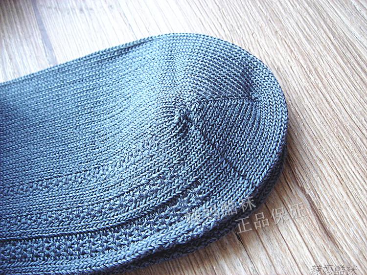 Vớ hươu nam mùa thu và mùa đông dày lụa lụa / phương thức vớ nam vớ cotton vớ dài