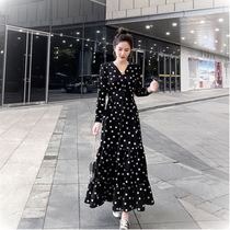 Long sleeve dress women autumn dress 2021 New Polo Point dress black V collar temperament slim waist fairy skirt