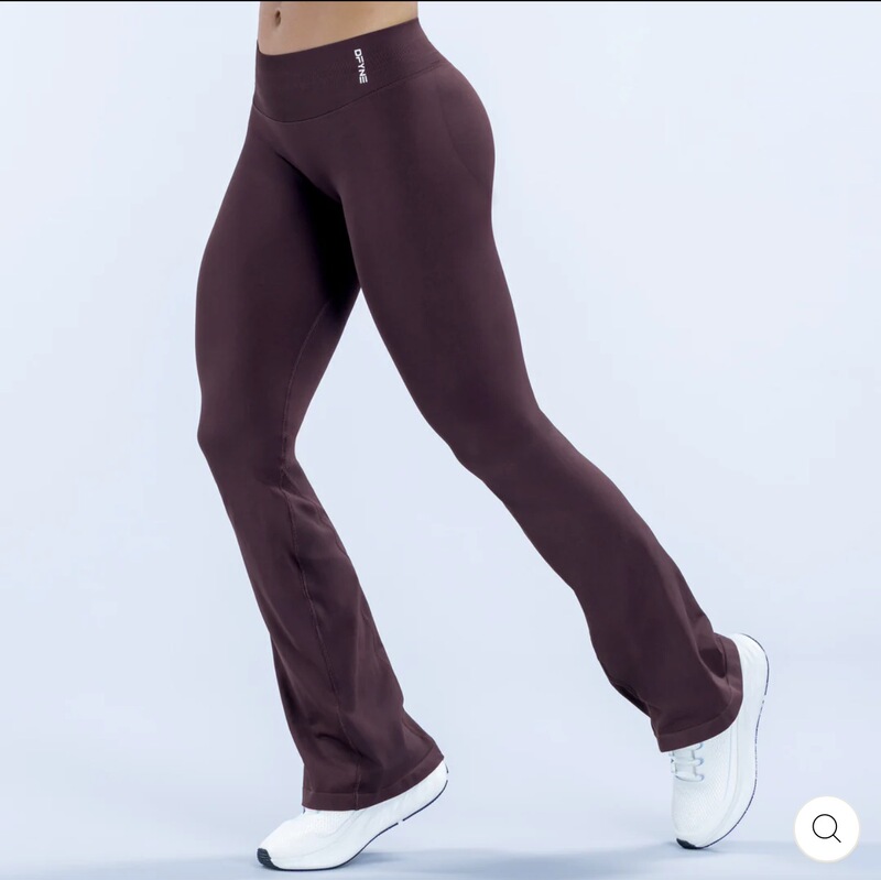 Store's Best-Selling Item (Flat Waist) Dfyne Impact Flares Sports Fitness Seamless Flared Pants (High Compression) Store's Best-Selling Item (Flat Waist) Dfyne Impact Flares Sports Fitness Seamless Flared Pants (High Compression)