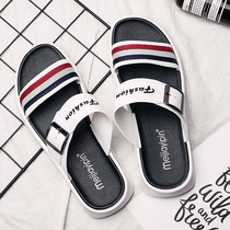 Mens sandals summer 2019 new personality one-word drag mens sandals Korean version of the trend outdoor beach slippers men