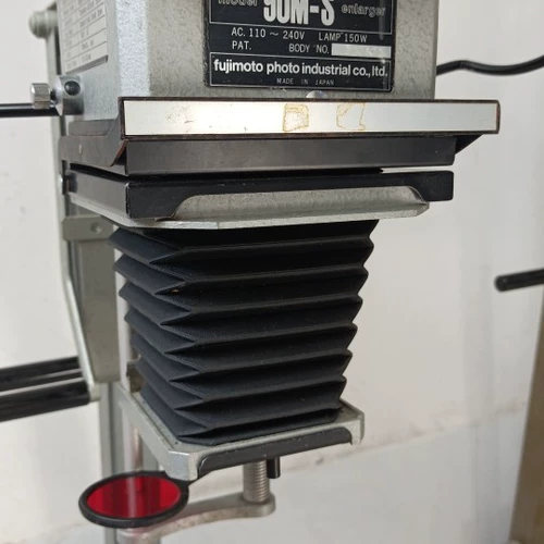 Рекомендовано с фотографическим оборудованием для полоскания японского импортного счастья fuji90ms6x9 Черно -белая пленка 120 Рекомендация усилителя