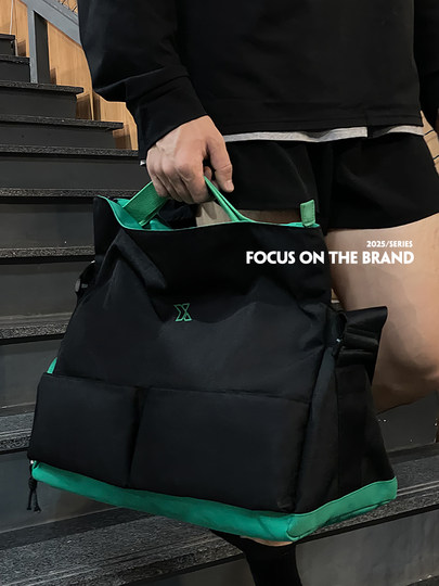 XINCADA Umhängetasche für Damen und Herren, tragbarer Kurzstrecken-Fitness-Rucksack, Trocken- und Nasstrennung, Sporttraining, Umhängetasche