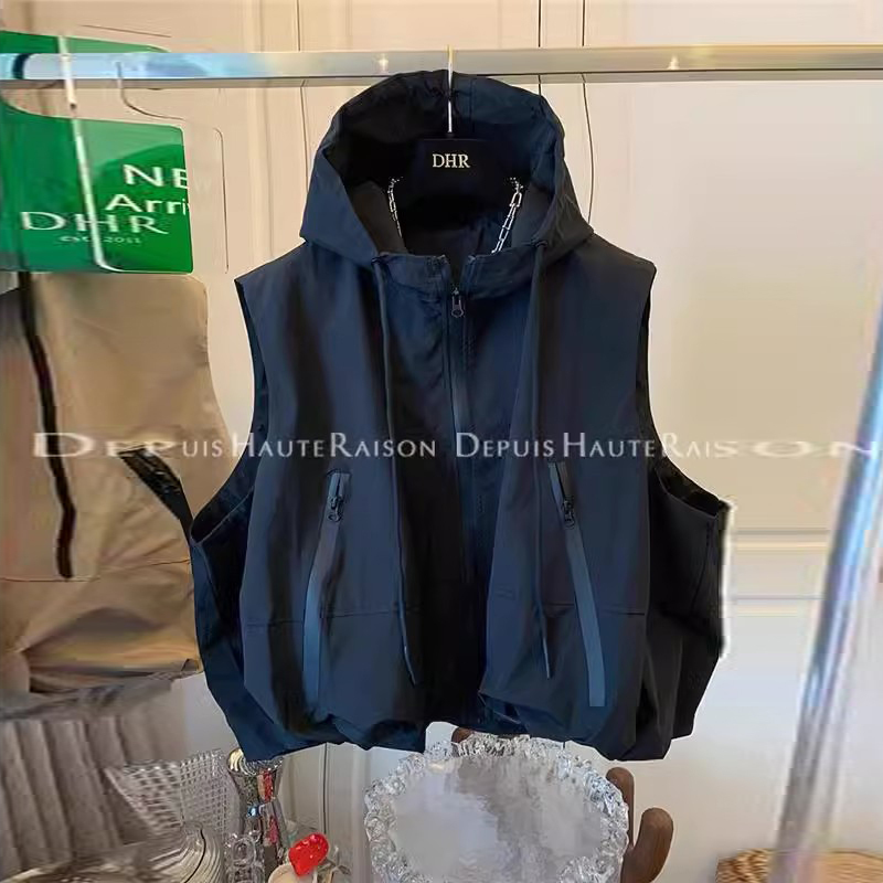 Black High-End Casual Vest for Women 2026 Spring and Autumn New Stylish Loose Hooded Windbreaker Vest