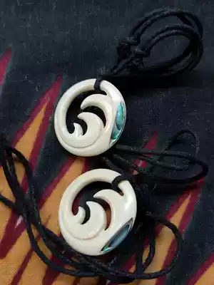 New Zealand Maori natural bone carving color shell art pendant (KORU)