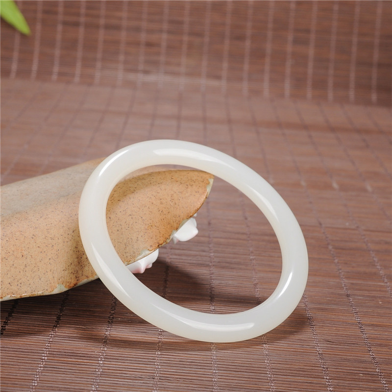 Xinjiang Hetian Jade sheep fat grade white jade bracelet Jade bracelet Retro round bracelet Girl thin bracelet