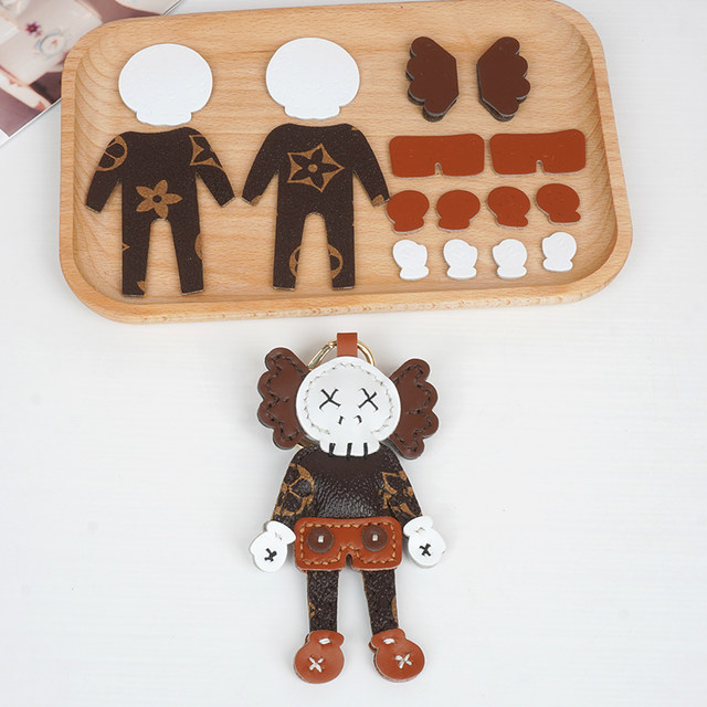 DIY Cartoon Doll Keychain Handmade LAOSHU Material Kit Hand-Sewn Cartoon Bag Pendant Gift for Boyfriend