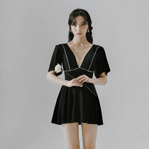 Conjoined swimsuit female Xia WeChat girl conservative skirt-style display with high level sensation 2022 new exploits swimsuit