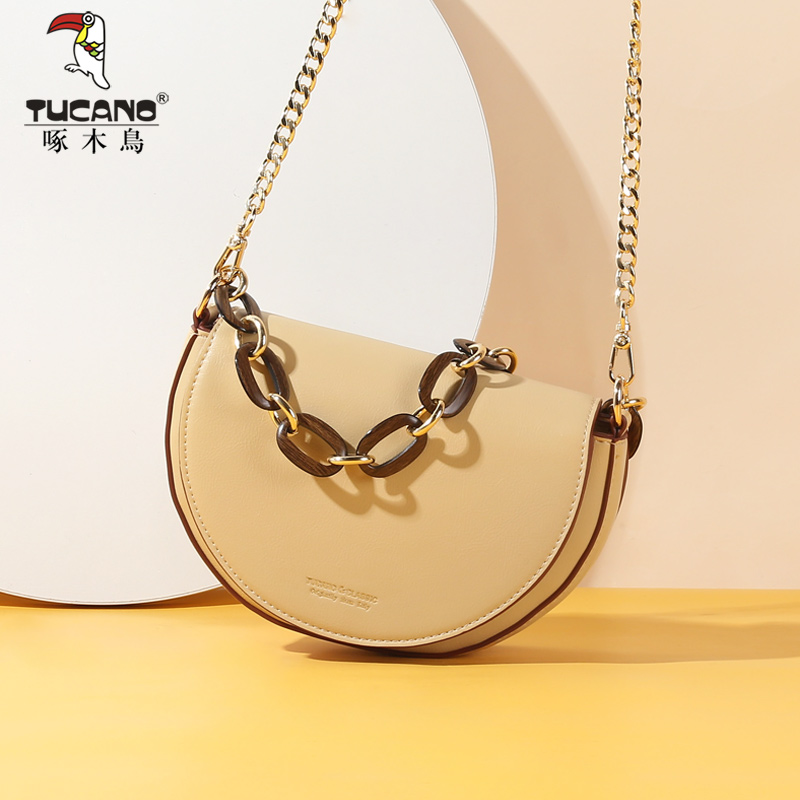 Woodpecker Women's Bag 2021 New Slanted Satchel Women 100 Hitch Chain Pack Fashion Armpit Bag Hand Saddle Bag