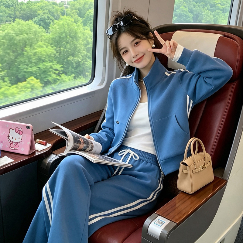Casual Sports Suit for Women, Autumn 2026 New Style, This Year's Popular Hot Item, Blue Stand-Up Collar Cardigan, Fashionable Two-Piece Set