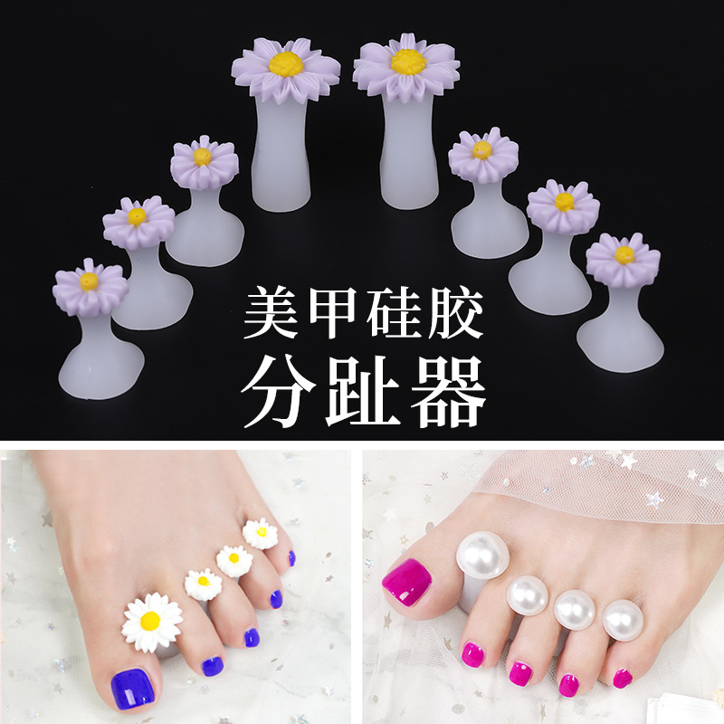 Elegant Small Flower Day Style Silicone Toe Instrumental Daisy Purple Gold Flower Drop Shaped Medecine Toe Splitter Medecine Tool