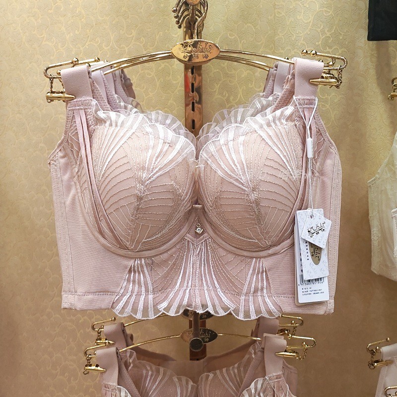 Returning Customers Can Enjoy Discounts. Duli Shi Underwear's New Five-Element D9582 Adjustable Bra for Side Breast Support and Beautiful Back