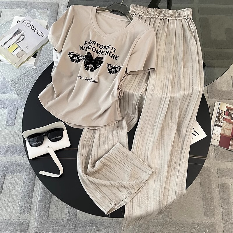 European Style Ice Silk Fashion Casual Sports Suit for Women 2026 New Summer Lazy Style Wide-Leg Pants Two-Piece Set Trendy European Style Ice Silk Fashion Casual Sports Suit for Women 2026 New Summer Lazy Style Wide-Leg Pants Two-Piece Set Trendy