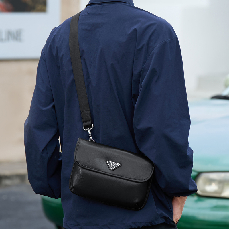 Men's Genuine Leather Crossbody Bag, First-Layer Cowhide, 2026 New Model, Casual Shoulder Bag with a High-End Feel, Single-Shoulder Crossbody Bag