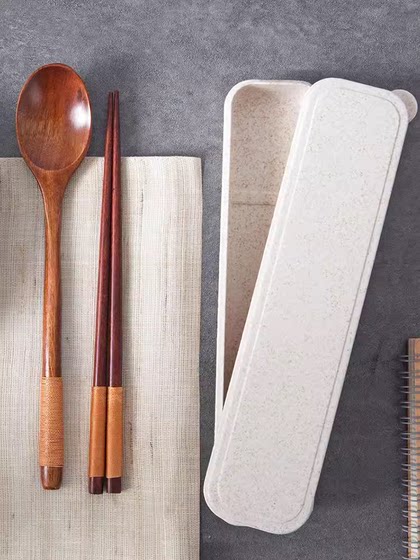 Portable take-out wooden spoon and chopstick storage box