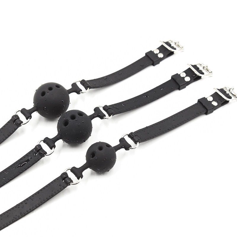 Adult supplies mouth ball fun mouth plug with hole soft rubber mouth ball large, medium and small all silicone mouth plug sexy mouth flail