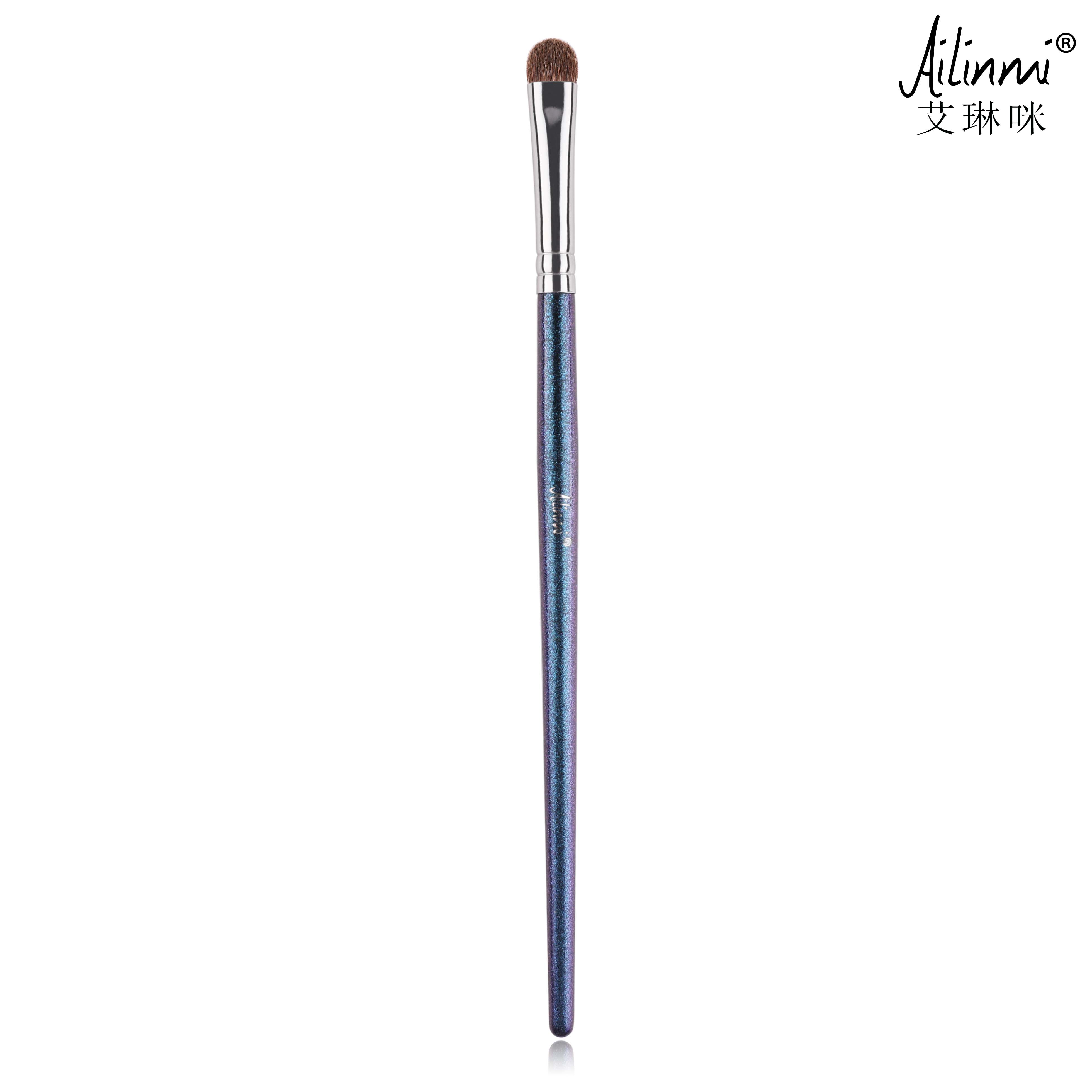 Irinmi AILINMI Meteori Fantasy Series 110 bedroom silkworm eye shadow brush brush brush