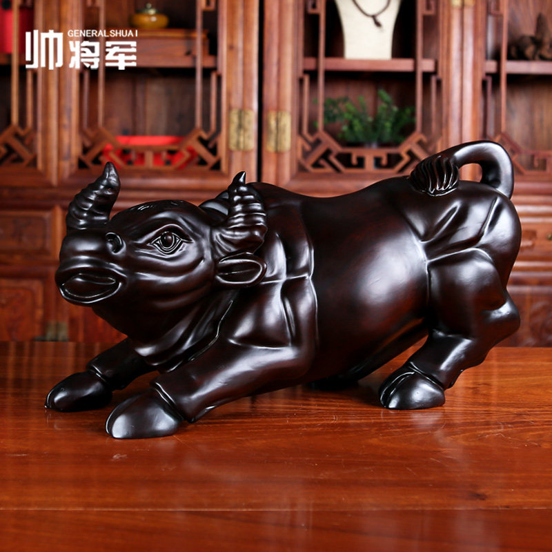 Black sandalwood Pear Wall Street Wood Carving Bull Swing Piece Solid Wood Craft Gift Pendulum Red Wood Engraving Zodiac Zodiac Cash Windbuffalo Gift