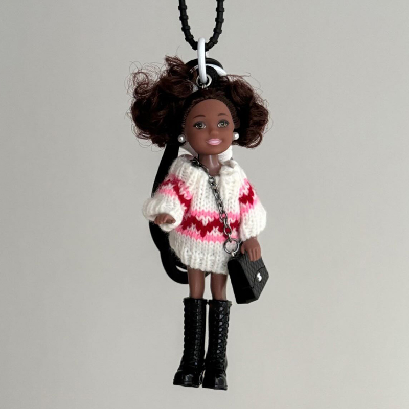Ins-Style Playful and Cute Barbie Princess Doll Pink Sweater Heart Pendant Keychain Bag Charm Ins-Style Playful and Cute Barbie Princess Doll Pink Sweater Heart Pendant Keychain Bag Charm