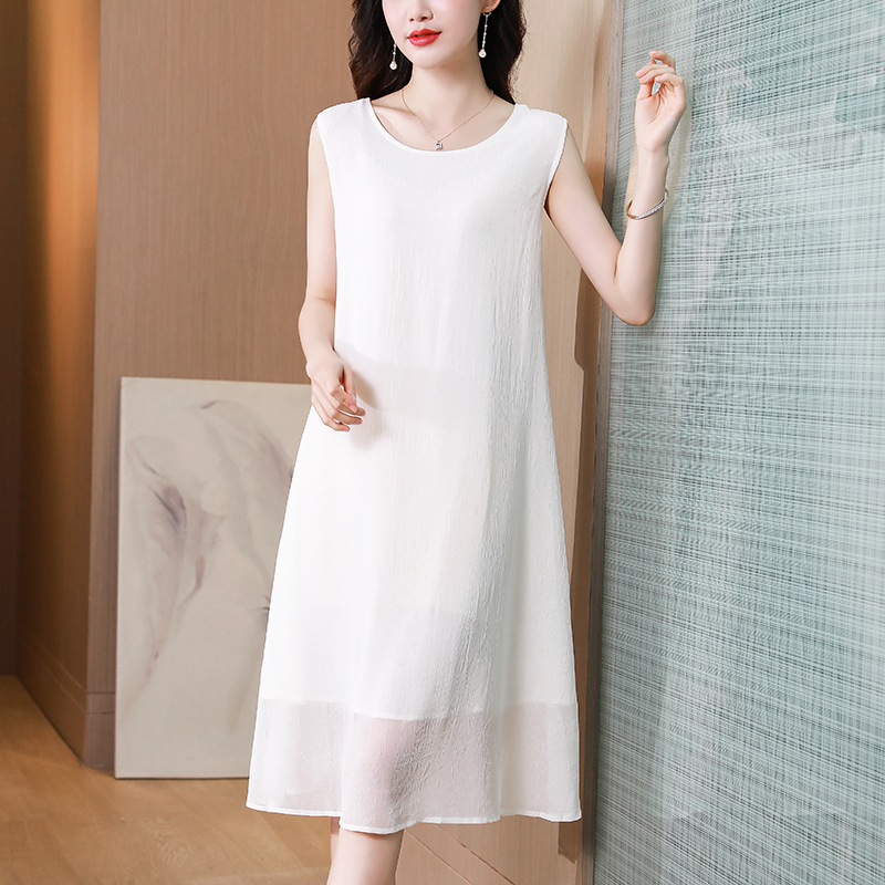 Summer White Slip Dress for Women, Elegant and Slimming, Plus Size, Tummy-Covering Chiffon Long Dress for Summer