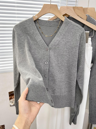 针织衫v领开衫女春秋2025新款薄款长袖短款外搭上衣秋季毛衣外套