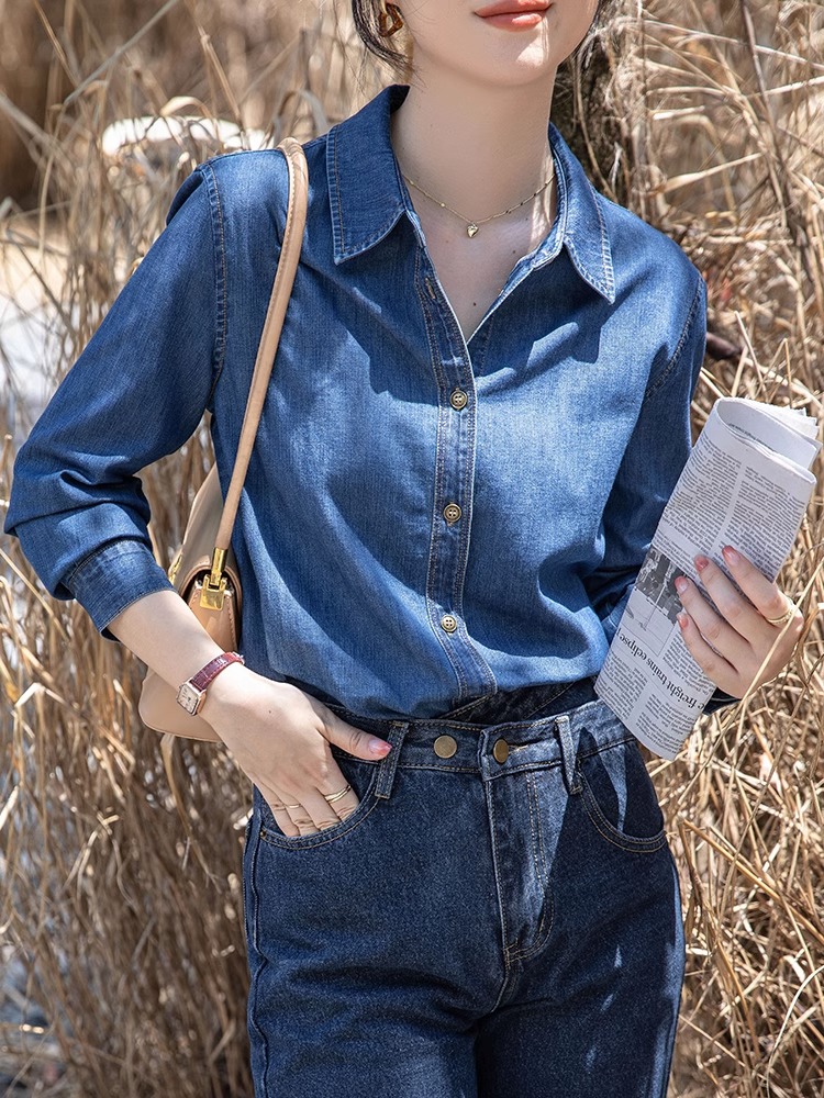 カールしないダークブルーのソフトデニムシャツレディース2025年初秋新型インナーレイヤード長袖シャツジャケットトップス