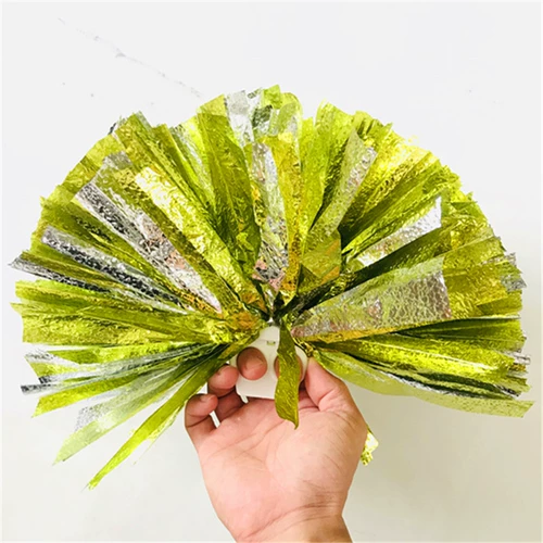 La La Flower Ball Auangrala Team, держащая цветы La La La La La La La Late Dance Performance Color