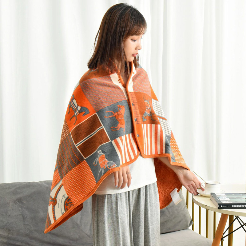 Small blanket women cover legs winter thickened multifunctional shawl cover blanket coral suede small blanket office nap blanket winter