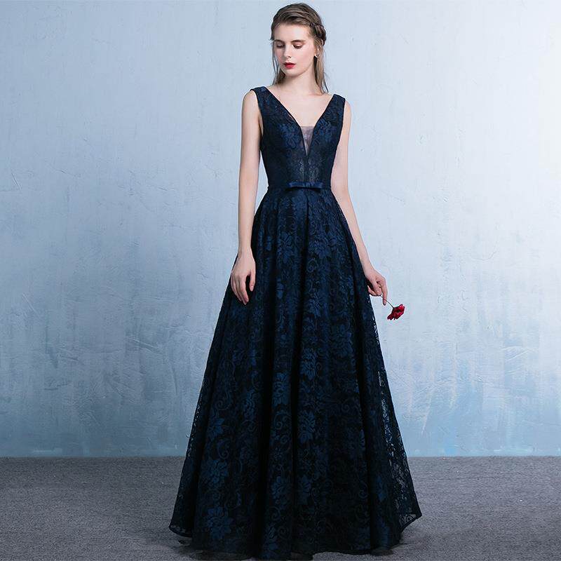 Evening gown with long version 2020 new deep V neckline Host Gown Lady Banquets THIN FOREIGN DRESS THE BACK WOMAN