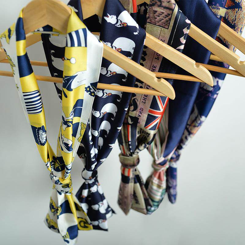 Country retro small neckline towels European and American silk satin air hostess silk scarves fashion 100 hitch scarf summer women's version of scarves