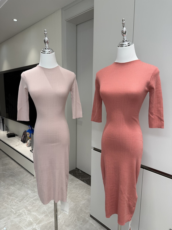 Ai Boss's Self-Made*Buss-Style Beauty Tribute*Slim-Fit Knitted Long Dress Ai Boss's Self-Made*Buss-Style Beauty Tribute*Slim-Fit Knitted Long Dress