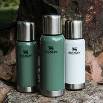 American Stanley stanley household insulation pot 304 stainless steel outdoor large capacity portable mountaineering thermos