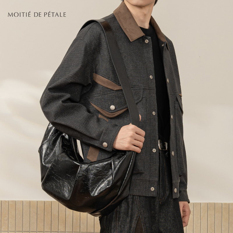 Half-Petal Design Italian Leather Three-Dimensional Pleated Crackle Pattern Croissant Bag Genuine Leather Single Shoulder Crossbody Commuter Bag