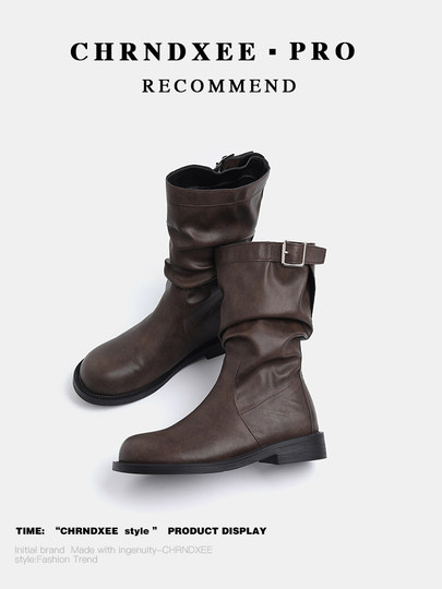 初系丨2024新款黑色褶皱靴女圆头搭扣复古套筒小短靴中筒马丁靴女