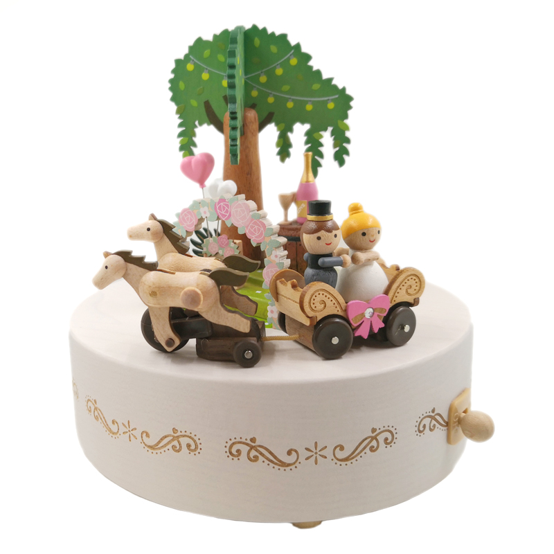 Taiwan Jeancard Wooden Caron Octopy Box Rotating Music Box Creative Wedding Gifts New Wedding Valentine's Day