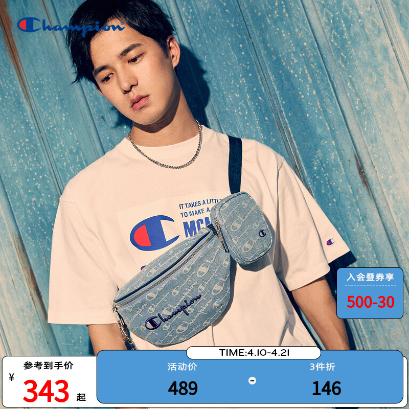 The Champion Champion Fashion is full of denim blue breast pocket