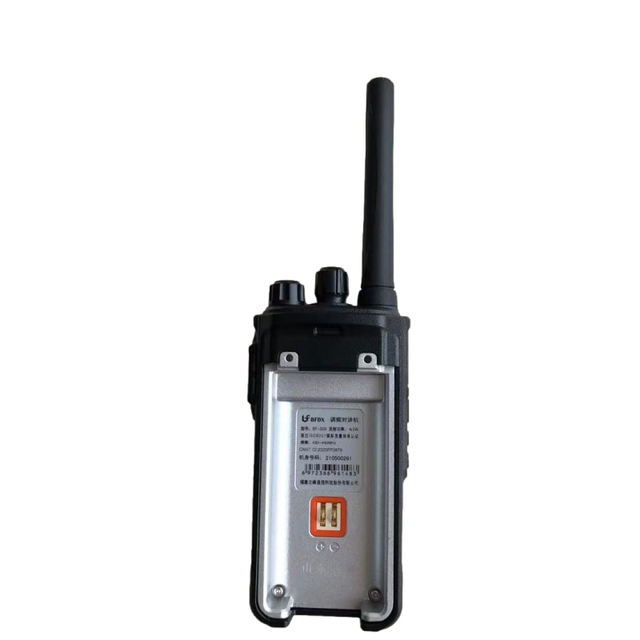 Beifeng Bf-500 Walkie-Talkie for Civilian Use, Handheld Intercom for Construction Sites, Compact with Clear Sound Quality, New Handheld Radio for Hotels